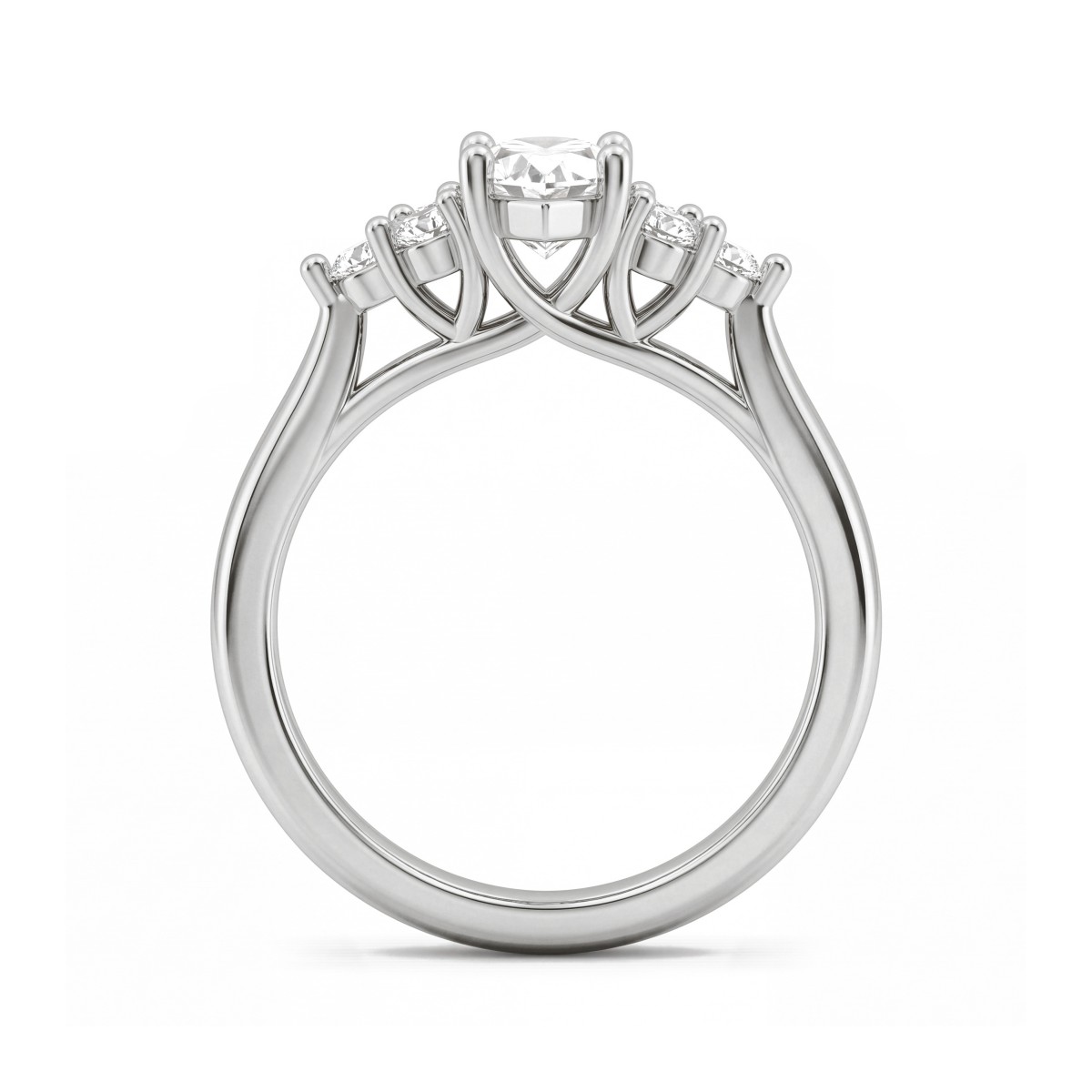 Posy - Ring med moissanite i marquiseslibning og sidesten i klynger
