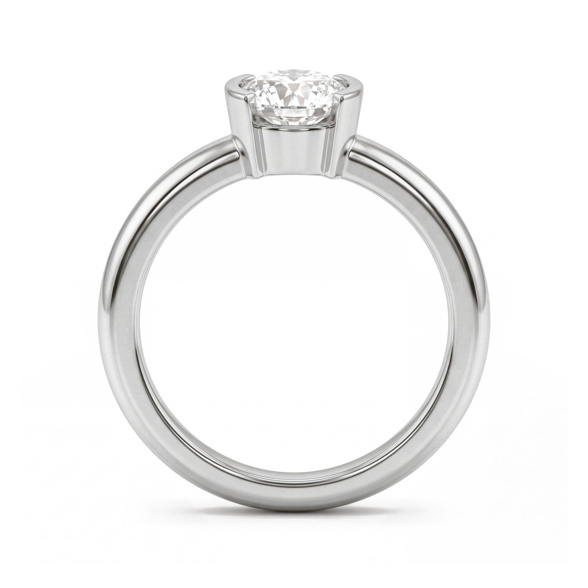 Demi - Solitairering med rund moissanite i halv kassefatning