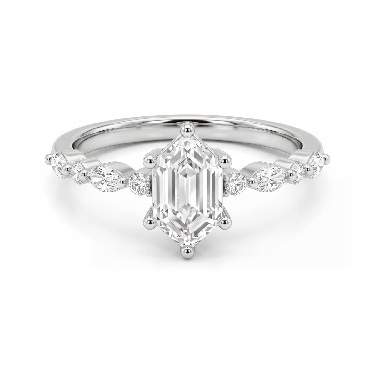 Prisma - Forlovelsesring med aflang sekskantet moissanite og sidesten i marquiseslibning samt runde sidesten