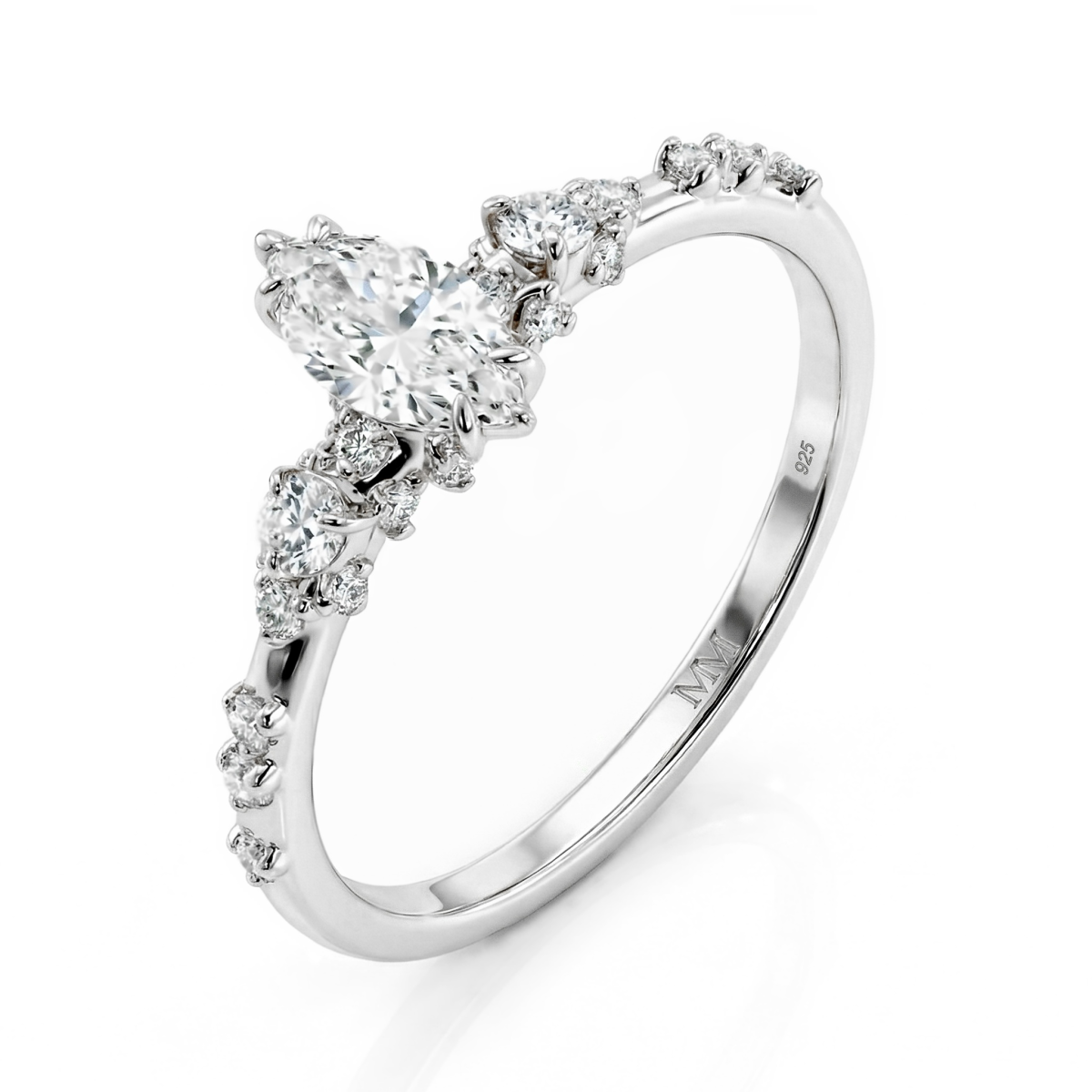 Elegante - Ring med moissanite i marquiseslibning og vintageinspirerede, minimalistiske sidesten