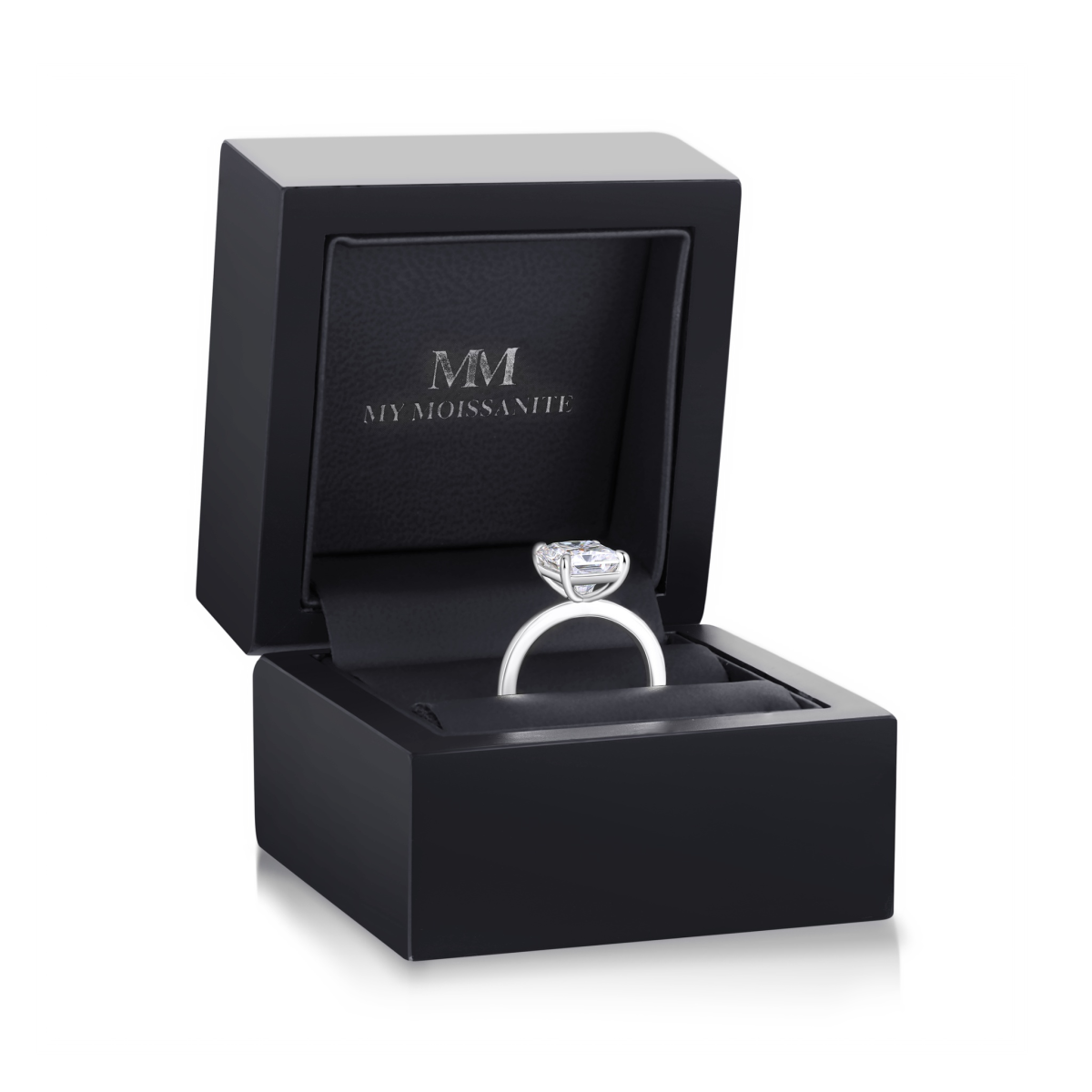 Radiana - Solitairering med moissanite i radiantslibning