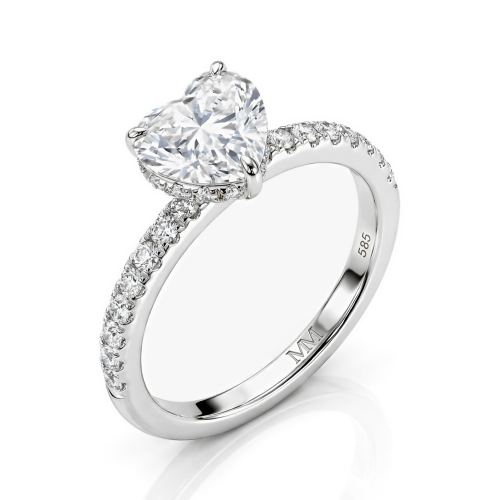 Amoretta - Forlovelsesring med moissanite i hjerteformet slibning og pavé på ringskuldrene