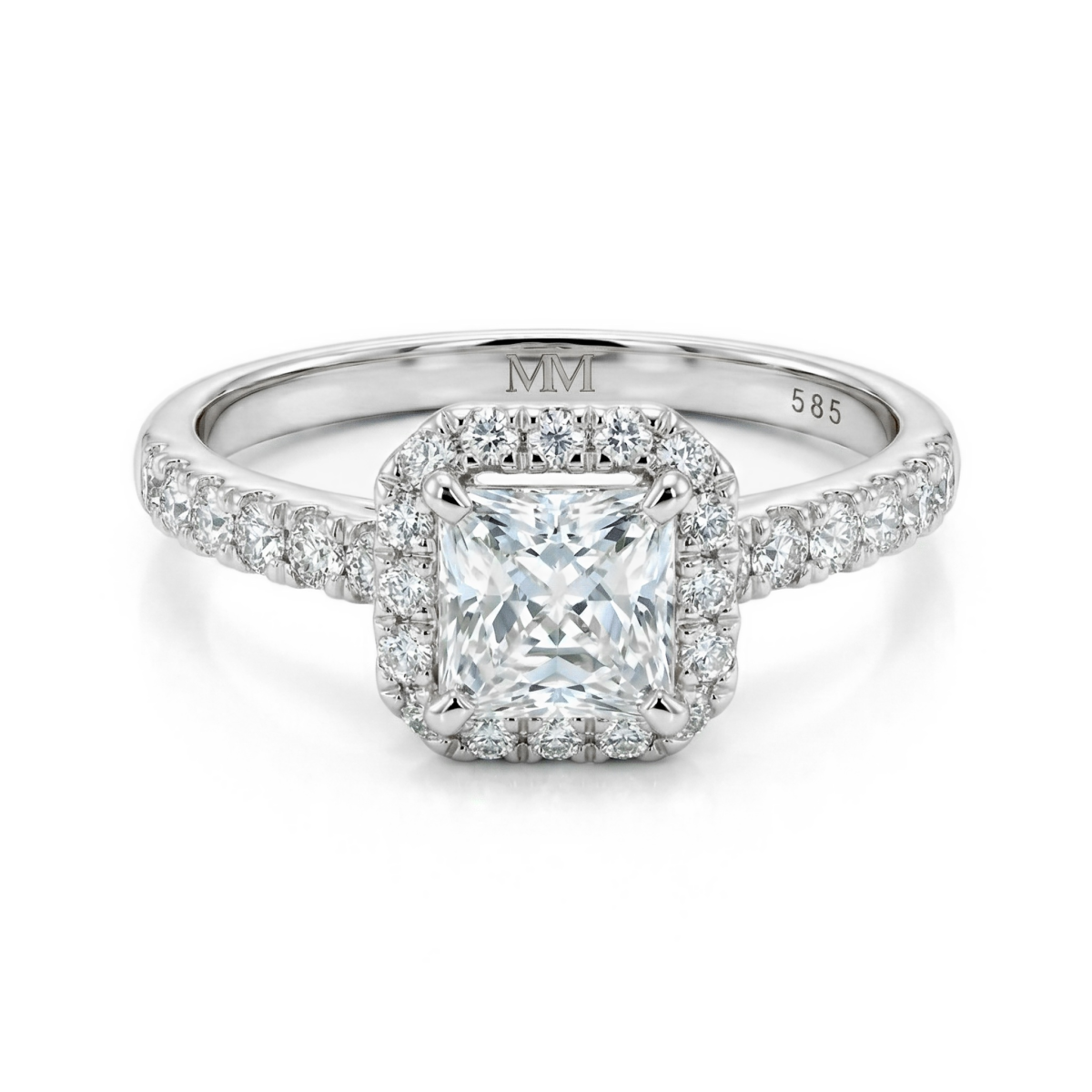Regalia - Ring med moissanite i prinsesseslibning, halo og pavéringskinne