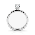 Ovalique - Klassisk solitairering til forlovelse med oval moissanite