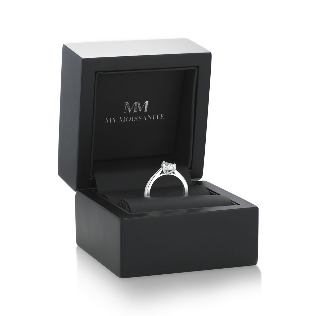 Larissa - Solitairering med dråbeformet moissanite