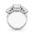 Triadique - Klassisk trestensforlovelsesring med moissanite