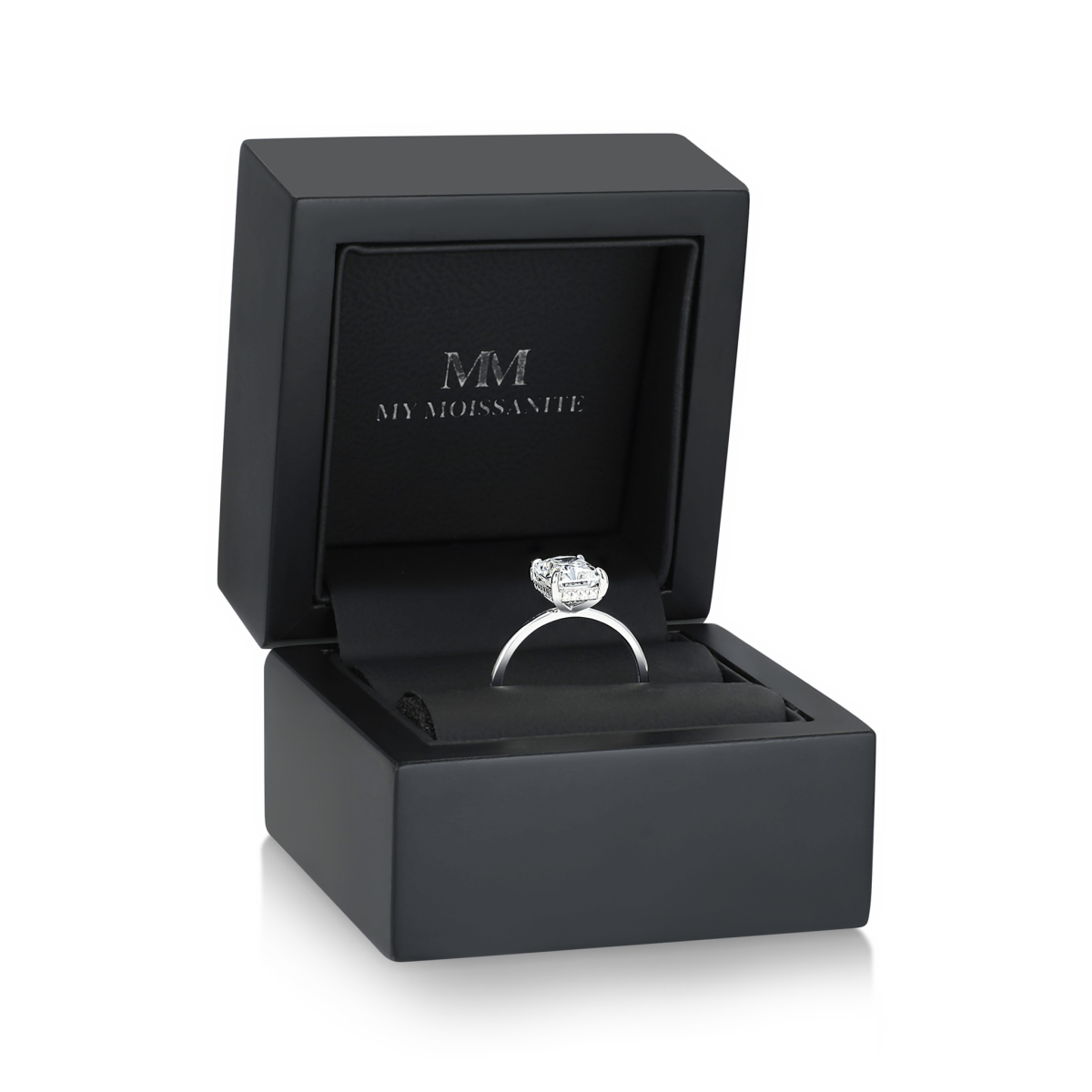 Mirabelle - Solitairering med radiantsleben moissanite, kurvefatning og skjult halo