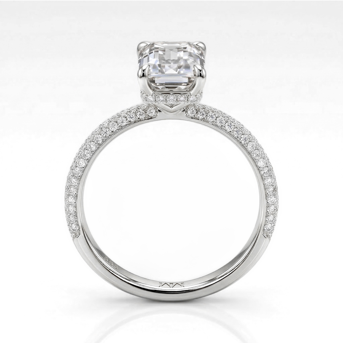 Veridian - Ring med moissanite i smaragdslibning og pavéfattet ringskinne