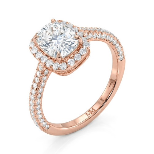 Plushette - Forlovelsesring med moissanite i aflang cushionslibning, halo og mikropavéringskinne
