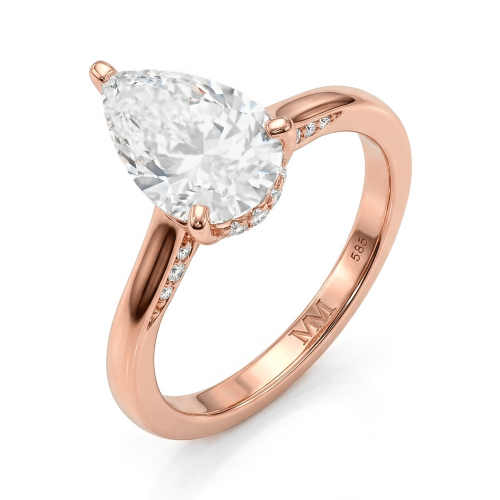 Poirine - Ring med dråbeformet moissanite, skjult halo og pavéfattede accentsten