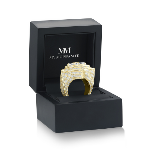 Zenith - Herrering med stjernemotiv, moissanite med dråbeformet slibning og pavéfatning