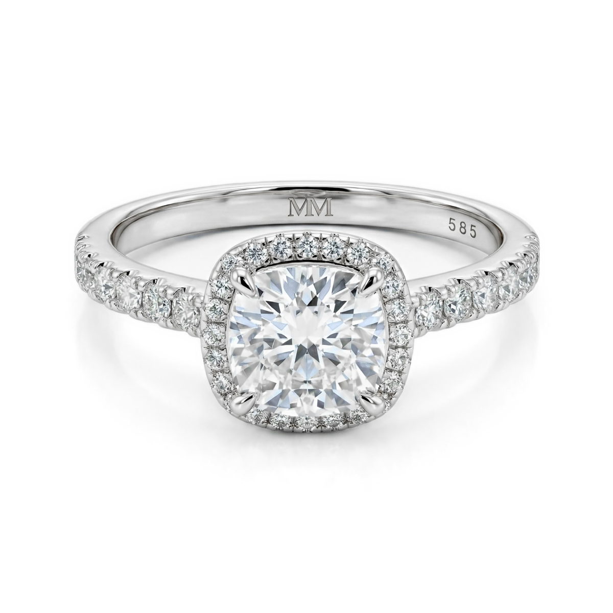 Candesce - Forlovelsesring med halo, moissanite med cushionslibning og dekoreret ringskinne