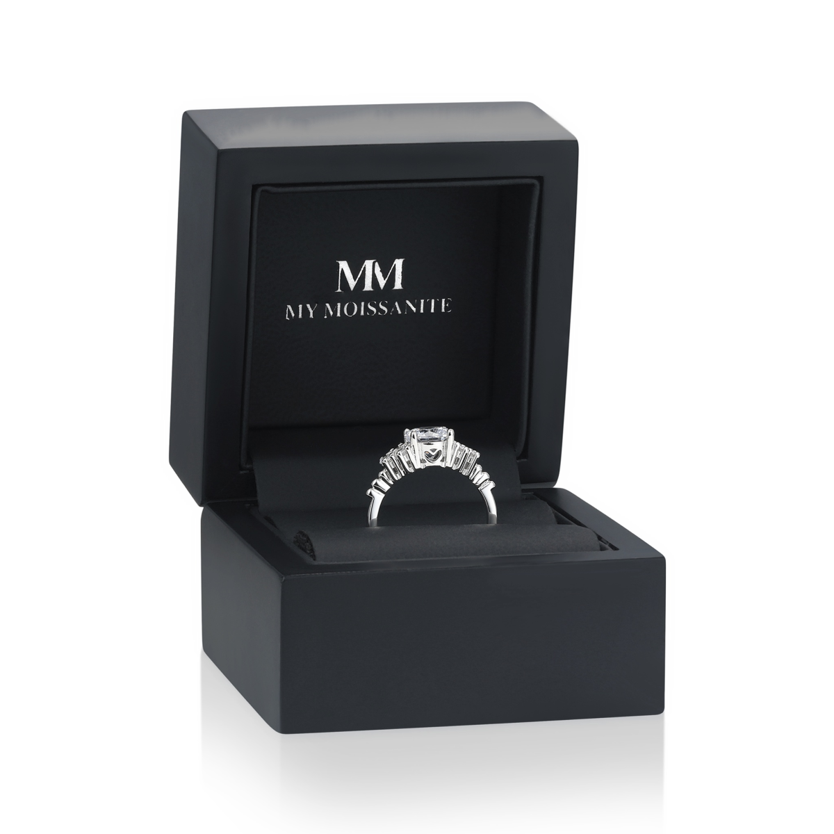 Astral - Moissaniteforlovelsesring med sidesten