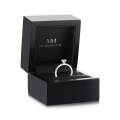 Finesse - Moissaniteforlovelsesring med sidesten