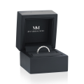Celestine - Snoet alliancering med moissanite i kassefatning