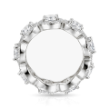 Allegra - Alliancering med moissanite, halo og accentsten