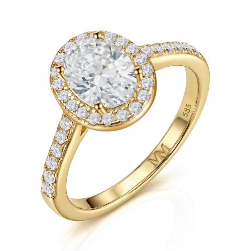 Orletta - Forlovelsesring med oval moissanite, pavéhalo og pavéringskinne