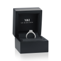 Venette - Moissaniteforlovelsesring med pavéfattede sidesten