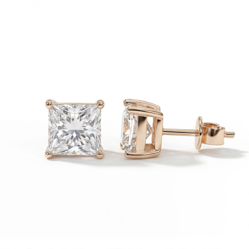 Orion – Ørestikker med moissanite i prinsesseslibning